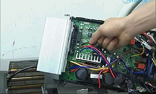 宜都美的空调电话是多少